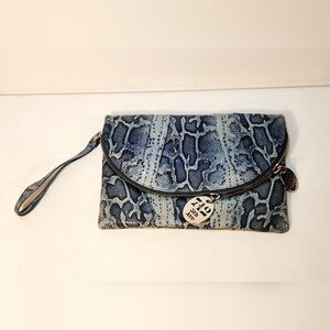 NWOT! Henri Bendel Blue Snakeprint Wristlet with Charm Zipper Pulls